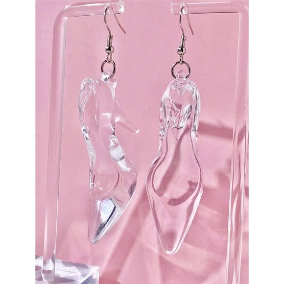Fairy tale Cinderella Clear Glass Slipper Dangling Earrings - Picture 1 of 6